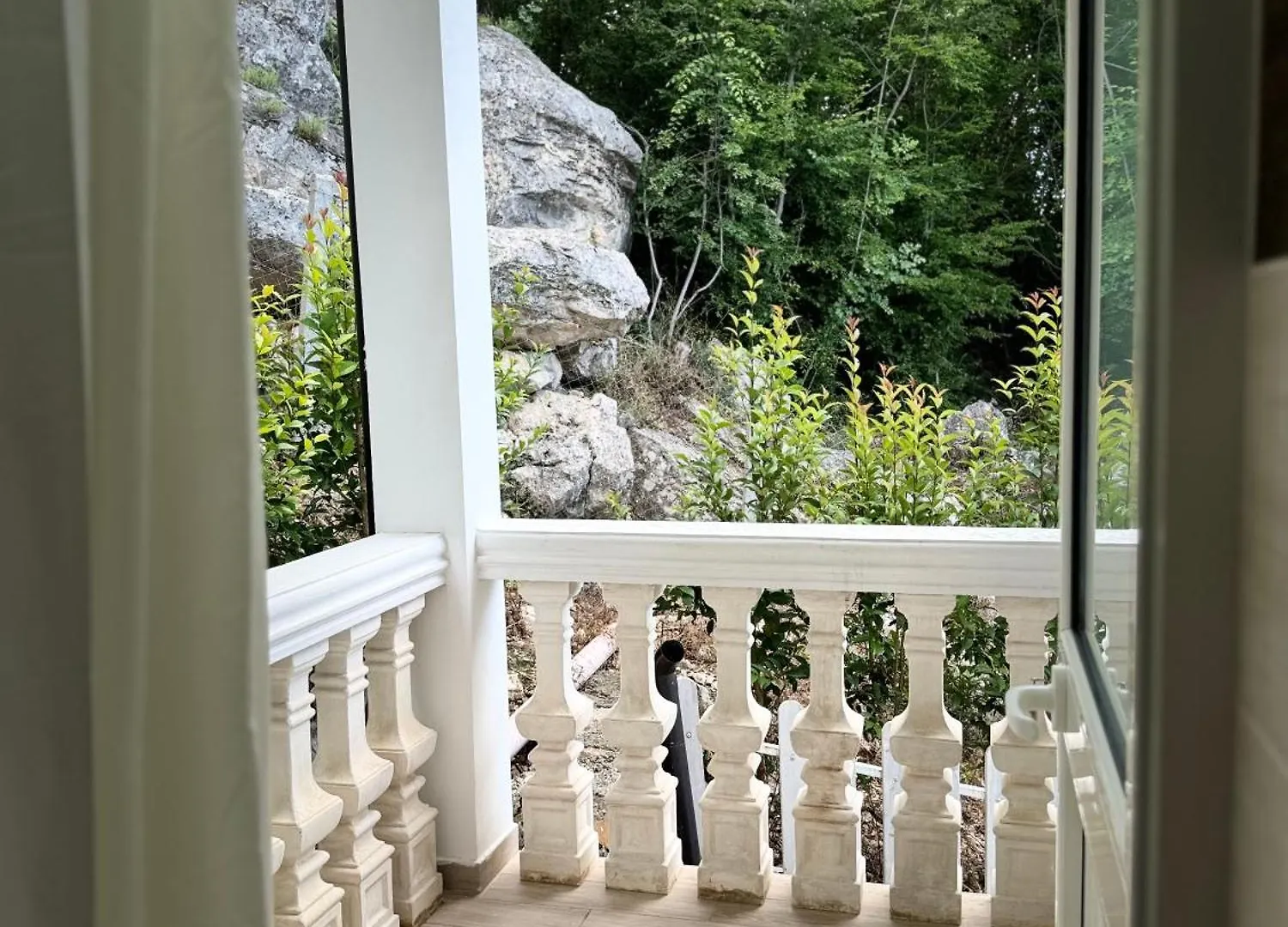 Bed and breakfast Vila Horizont Baks-Rrjoll
