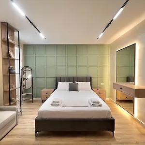  Apartamento Syncron In The Center Of Albania